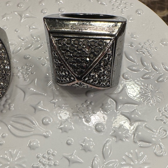 Michael Kors Jewelry - Michael Kors Silver Statement Ring